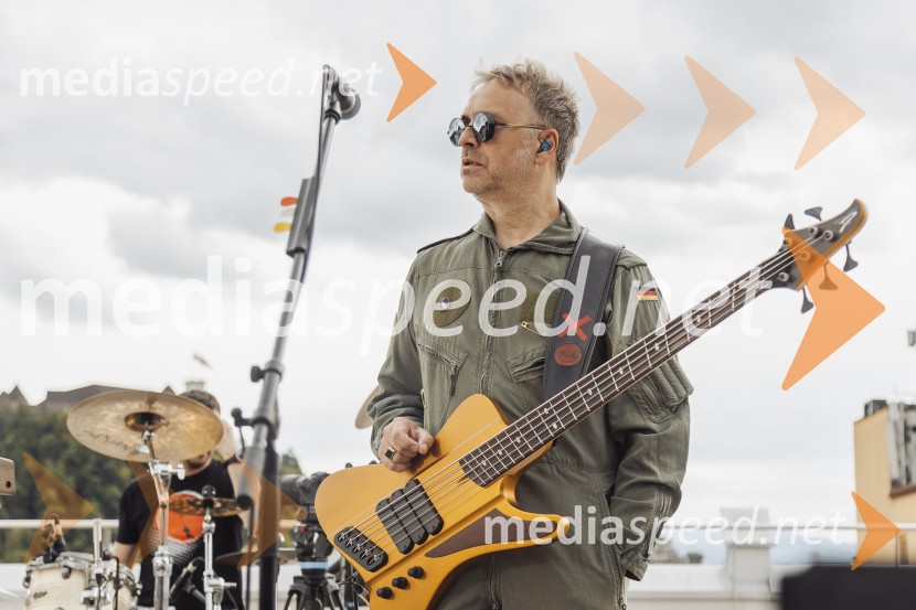  Jani Hace, glasbenik, SiddhartaSIDDHARTA – 30 let, ekskluzivni koncert in predstavitev podkasta “Pot do X”