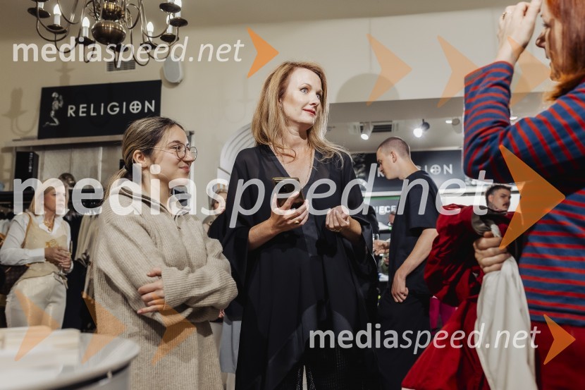  Lisa Belhassen, ambasadorka znamke Maison Crivelli;  Taja Zuccato, novinarkaV Ikoni predstavili Maison Crivelli z ambasadorko Liso Belhassen