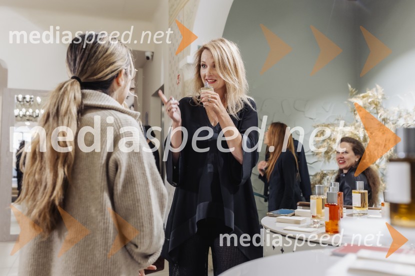  Lisa Belhassen, ambasadorka znamke Maison Crivelli;  Taja Zuccato, novinarkaV Ikoni predstavili Maison Crivelli z ambasadorko Liso Belhassen