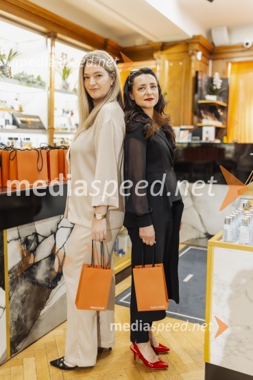  Tanja Fajon, podpredsednica vlade in ministrica za zunanje zadeve;  ... V Ikoni predstavili Maison Crivelli z ambasadorko Liso Belhassen