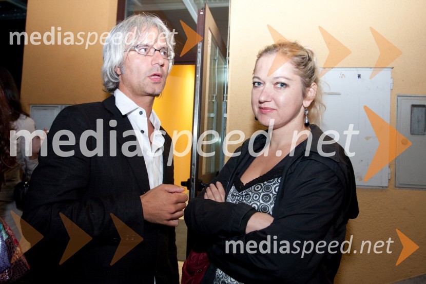 Rok Vilčnik, avtor teksta in Barbara Pia Jenič, režiserkaDan žena, premiera predstave