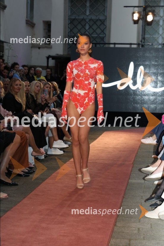 Mesec mode v muzeju, zaključna modna revija in 80's party