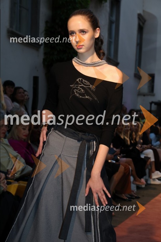 Mesec mode v muzeju, zaključna modna revija in 80's party