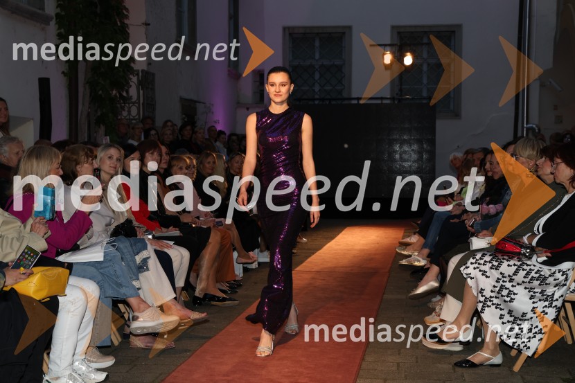 Mesec mode v muzeju, zaključna modna revija in 80's party