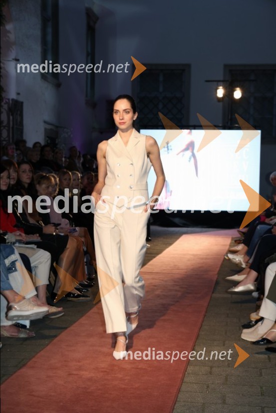 Mesec mode v muzeju, zaključna modna revija in 80's party