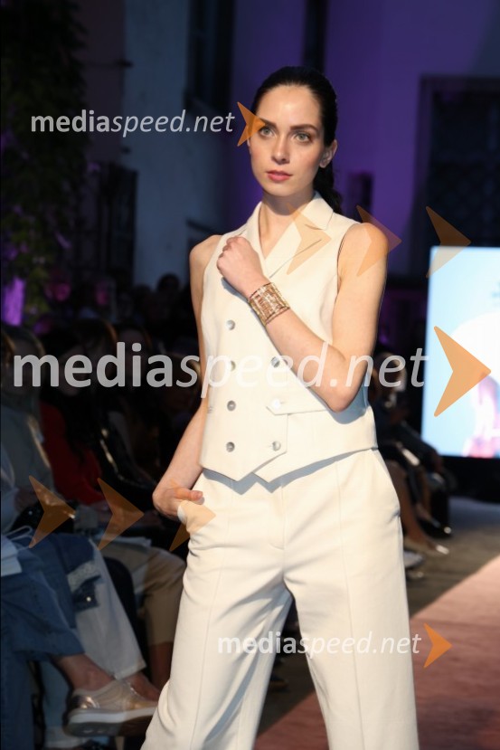 Mesec mode v muzeju, zaključna modna revija in 80's party