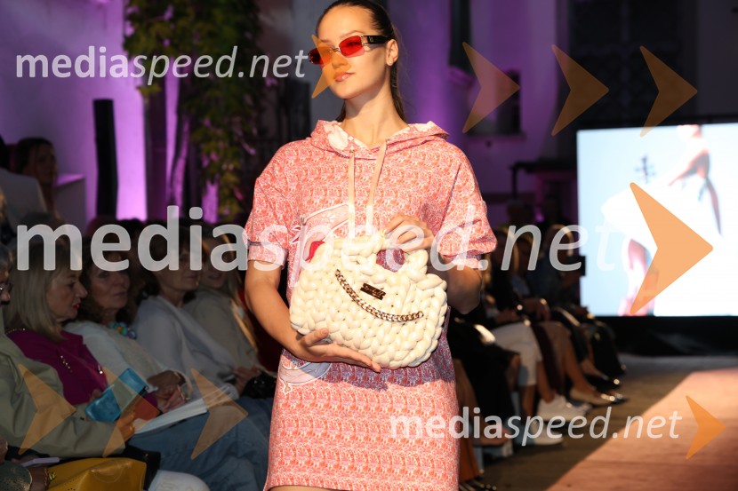 Mesec mode v muzeju, zaključna modna revija in 80's party