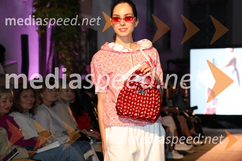 Mesec mode v muzeju, zaključna modna revija in 80's party