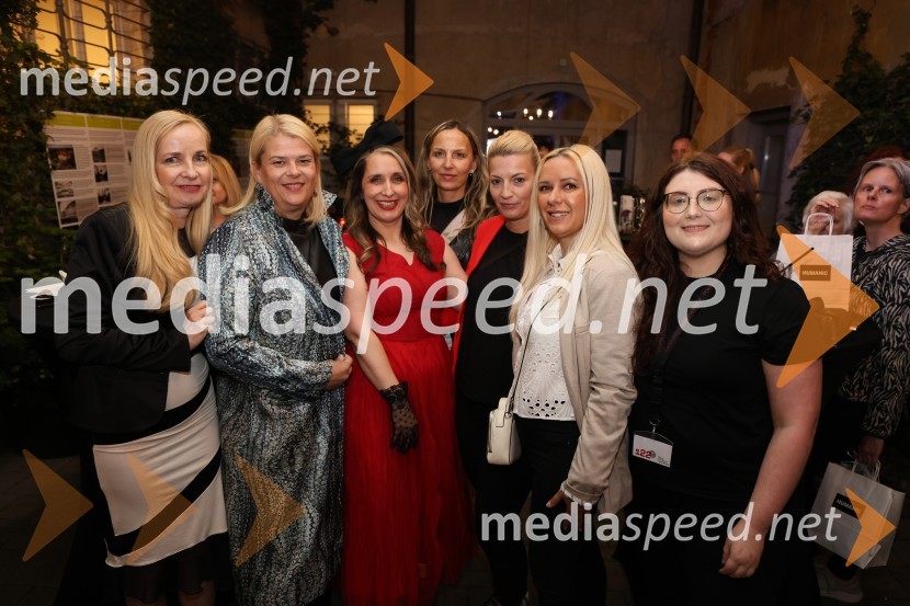  ... ;  ... ;  Katja Toplak, Perfect Dresscode s Katjo;  ... ;  ... ;  ... ;  ... Mesec mode v muzeju, zaključna modna revija in 80's party