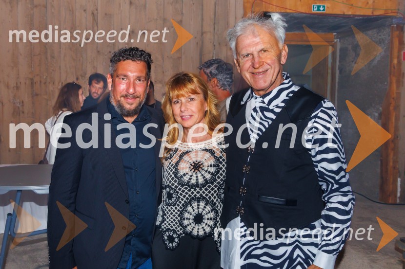  ... ;  ... ;  Andrej Šifrer, glasbenikZlata piščal 2025, podelitev glasbenih nagrad