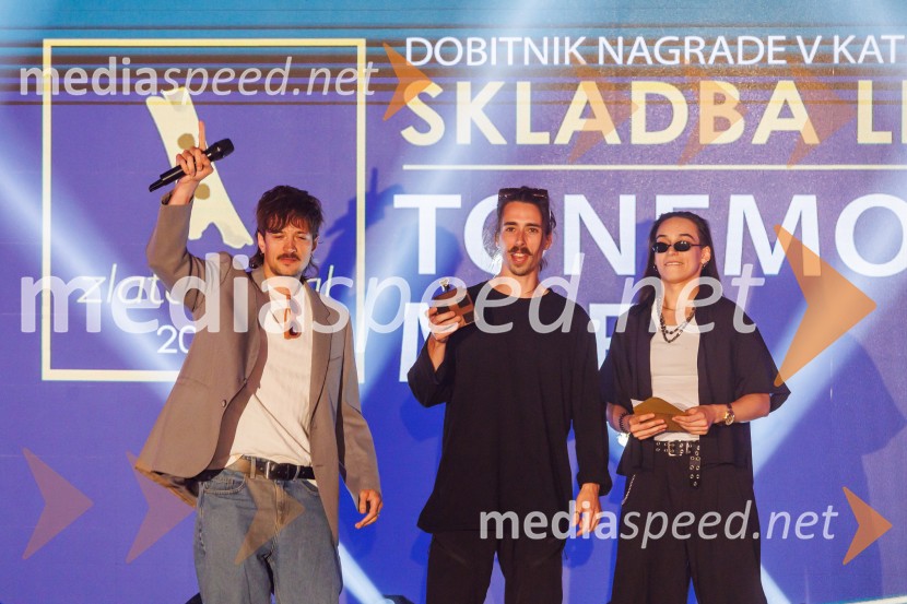  Gregor  Strasbergar, glasbena skupina MRFY;  Rok  Klobučar, glasbena skupina MRFY;  ... Zlata piščal 2025, podelitev glasbenih nagrad