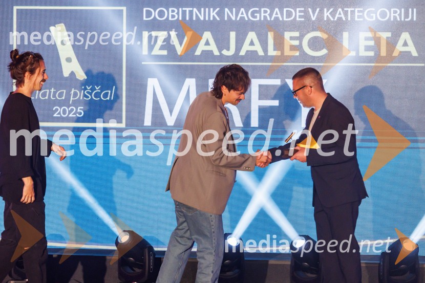  Rok  Klobučar, glasbena skupina MRFY;  Gregor  Strasbergar, glasbena skupina MRFY;  ... Zlata piščal 2025, podelitev glasbenih nagrad