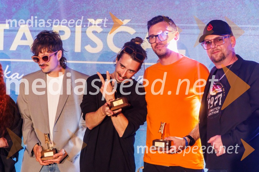  Gregor  Strasbergar, glasbena skupina MRFY;  Rok  Klobučar, glasbena skupina MRFY;  Boštjan Meglič, glasbenik, član skupine Siddharta;  Tomi Meglič, glasbenik, pevec skupine SiddhartaZlata piščal 2025, podelitev glasbenih nagrad