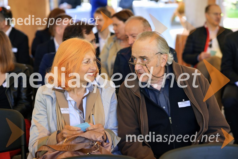  Irena  Vide, direktorica in odgovorna urednica TV Vaš kanal;  Tomaž Bole, Gallus J. CarniolusMQ konferenca 2025: Nadarjeni za uspeh