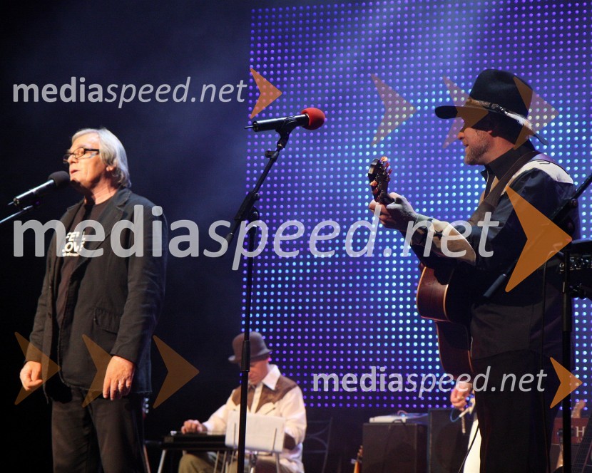 Lado Leskovar in Milan Pečovnik - Pidži, pevcaMilan Pečovnik – Pidži, koncert ob 30. obletnici glasbenega ustvarjanja