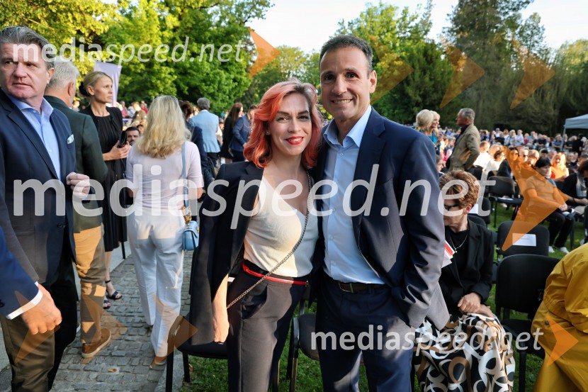  ... ;  Tomaž Barada, taekwondoist in kickbokser, predsednik Športne zveze Maribor, predsednik Športne zveze Maribor, podpredsednik Olimpijskega komiteja Slovenije10. Operna noč v Mestnem parku 2025