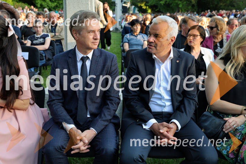 dr. Robert Golob, predsednik vlade RS;  Aleksander Saša Arsenovič, župan, Mestna občina Maribor10. Operna noč v Mestnem parku 2025