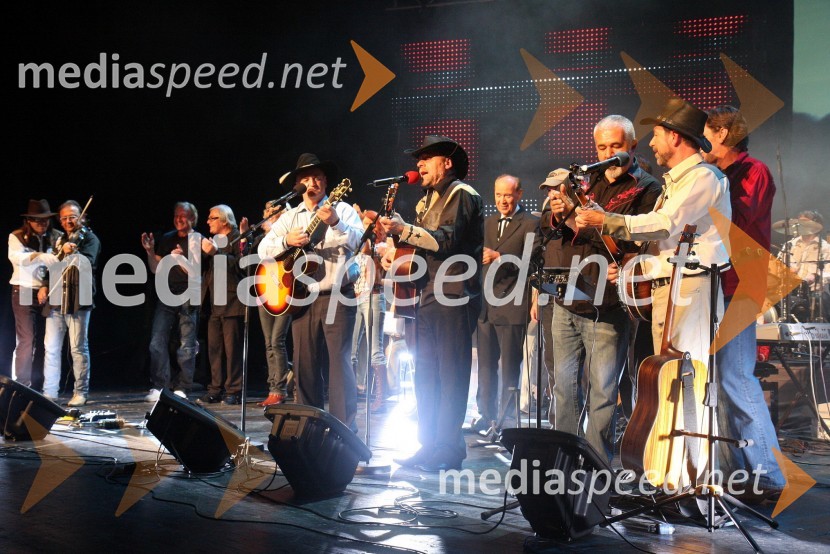 NastopajočiMilan Pečovnik – Pidži, koncert ob 30. obletnici glasbenega ustvarjanja