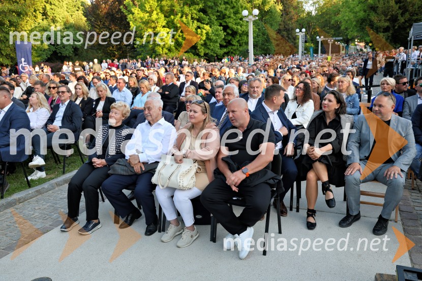 10. Operna noč v Mestnem parku 2025