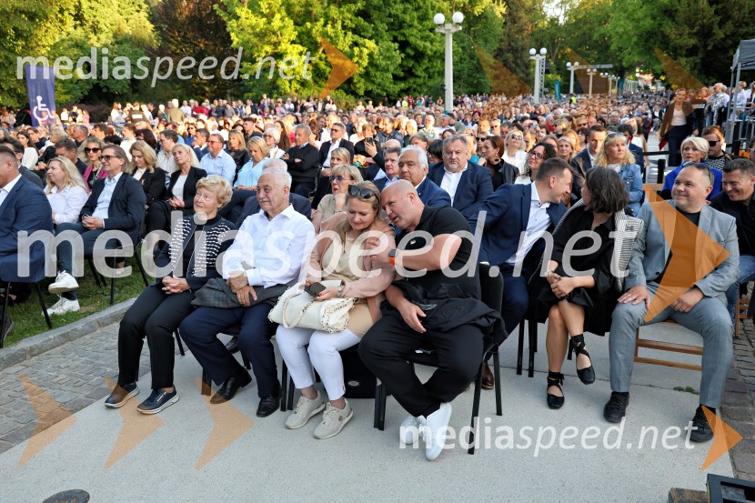 10. Operna noč v Mestnem parku 2025