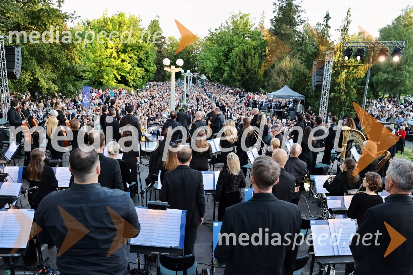 10. Operna noč v Mestnem parku 2025