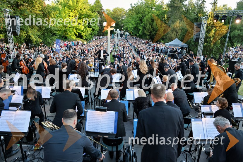 10. Operna noč v Mestnem parku 2025