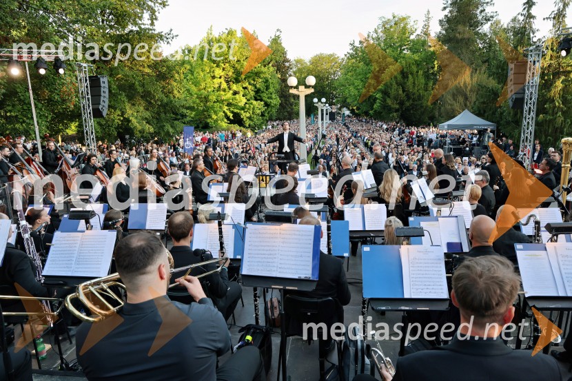 10. Operna noč v Mestnem parku 2025