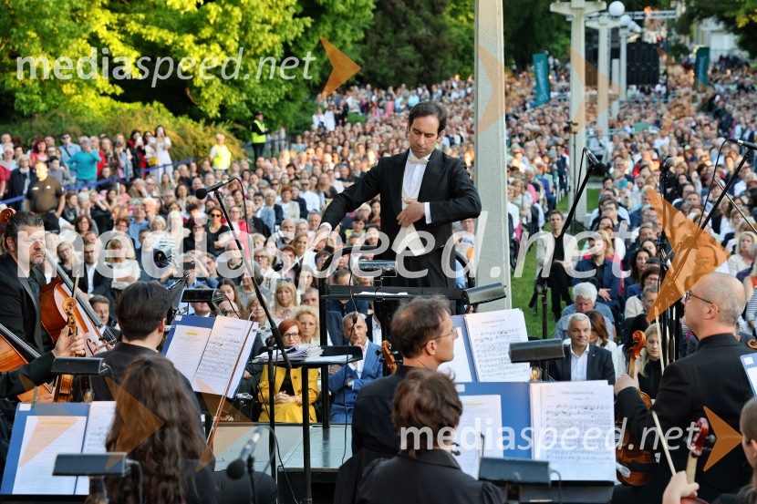  Simon Krečič, umetniški direktor Opere SNG Maribor10. Operna noč v Mestnem parku 2025