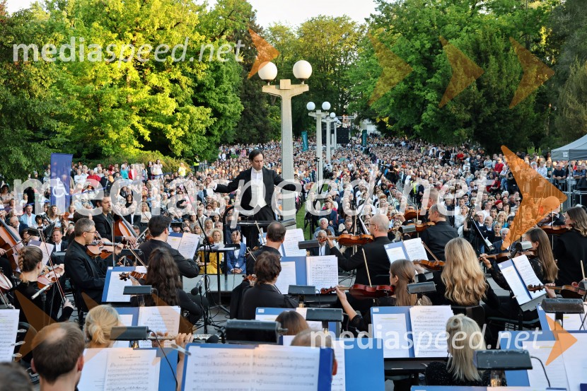  Simon Krečič, umetniški direktor Opere SNG Maribor10. Operna noč v Mestnem parku 2025