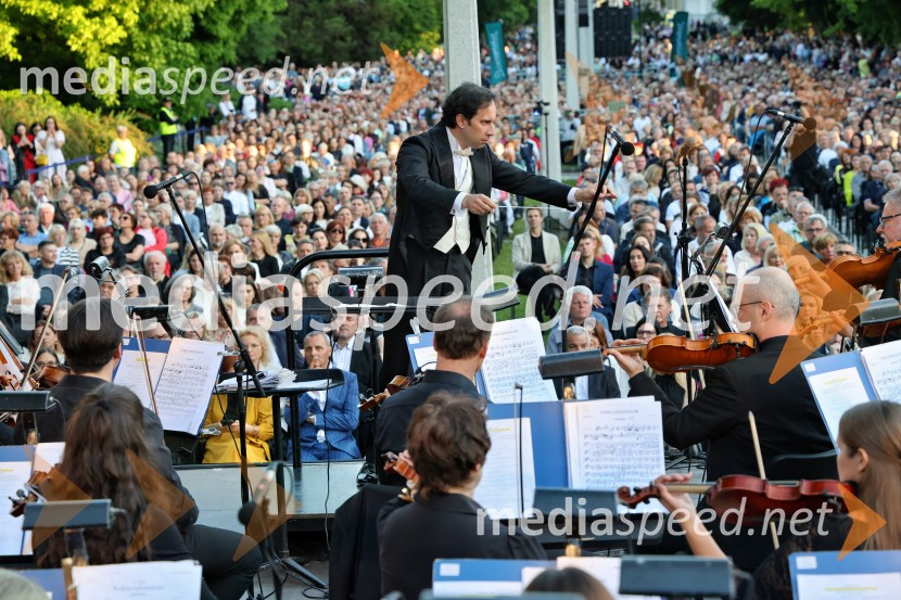  Simon Krečič, umetniški direktor Opere SNG Maribor10. Operna noč v Mestnem parku 2025