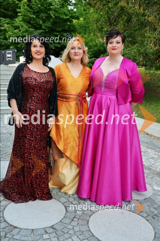  Irena  Petkova, operna pevka;  Andreja Zakonjšek Krt, sopranistka;  Rebeka Lokar, operna pevka10. Operna noč v Mestnem parku 2025