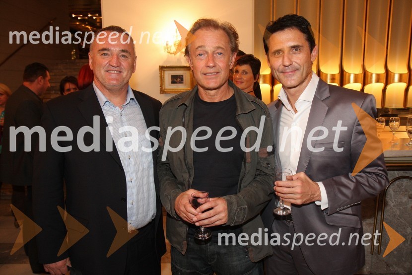 Martin Strel, maratonski plavalec, Aleksander Mežek, pevec in Stojan AuerMilan Pečovnik – Pidži, koncert ob 30. obletnici glasbenega ustvarjanja