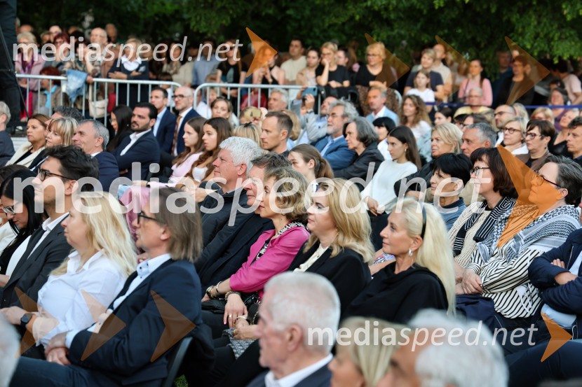 10. Operna noč v Mestnem parku 2025