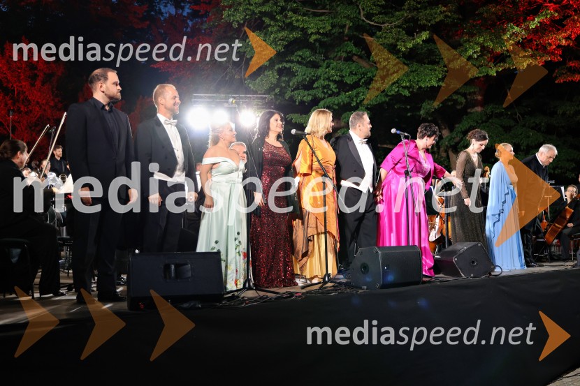  Žiga Lakner, pevec;  Martin Sušnik, operni solist;  Petya Ivanova, operna solistka;  Irena  Petkova, operna pevka;  Andreja Zakonjšek Krt, sopranistka;  Jaki Jurgec, operni solist;  Rebeka Lokar, operna pevka;  Valentina Čuden, operna pevka;  Sabina  Cvilak, operna pevka;  Željko Lučić, operni pevec10. Operna noč v Mestnem parku 2025