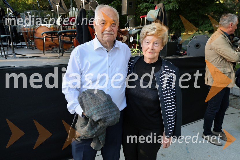  Rudolf Moge, nekdanji politik;  Alojzija Čas Moge10. Operna noč v Mestnem parku 2025