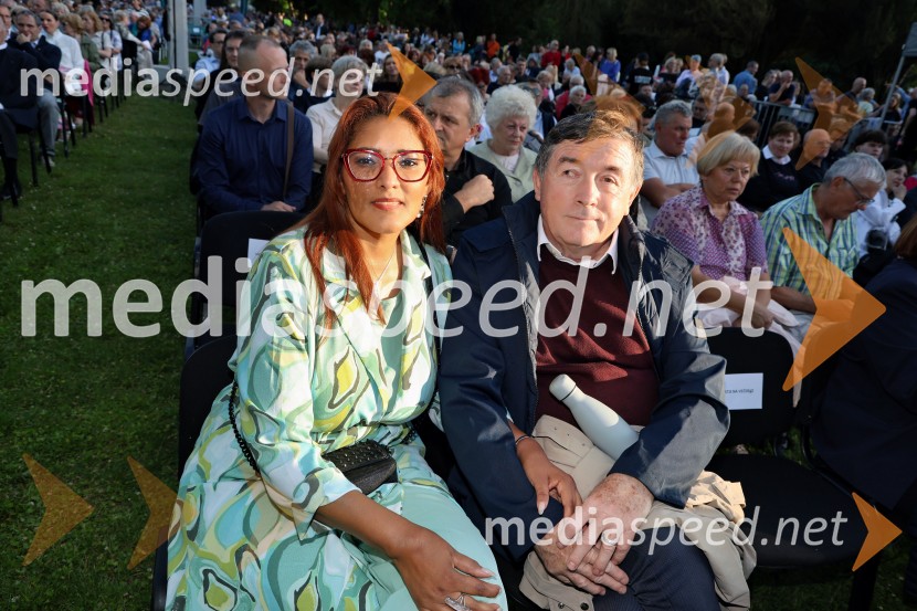  Elisangela Sandes; dr. Andrej Fištravec, bivši župan Mestne občine Maribor10. Operna noč v Mestnem parku 2025