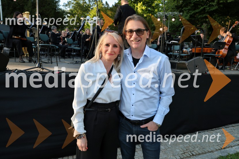  Anja  Žižek, marketing SNG Maribor;  Aleksandar  Popovski, režiser, umetniški direktor Drame SNG Maribor10. Operna noč v Mestnem parku 2025