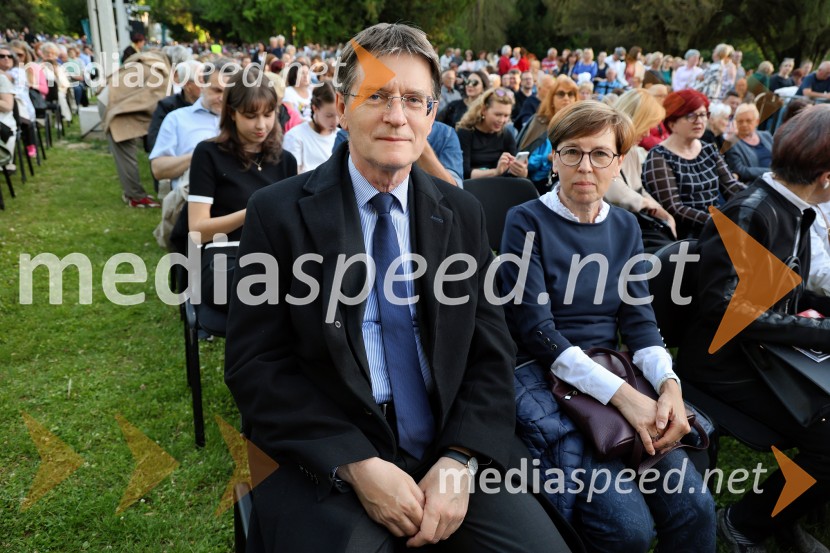  ... ; prof. dr. Zdravko Kačič, rektor Univerze v Mariboru10. Operna noč v Mestnem parku 2025
