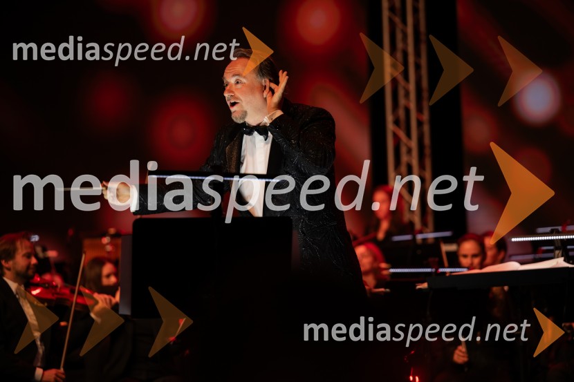  Vojko Sfiligoj, skladateljHelena Blagne, koncert ob 40-letnici glasbene kariere