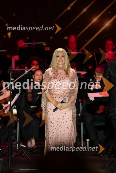  Helena Blagne, pevkaHelena Blagne, koncert ob 40-letnici glasbene kariere