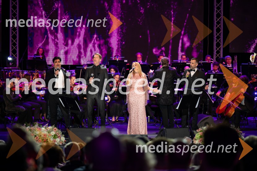  ... ;  ... ;  Helena Blagne, pevka;  ... Helena Blagne, koncert ob 40-letnici glasbene kariere