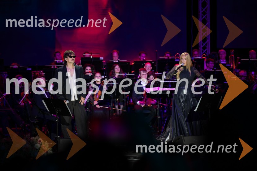  Gregor  Strasbergar, glasbena skupina MRFY;  Helena Blagne, pevkaHelena Blagne, koncert ob 40-letnici glasbene kariere