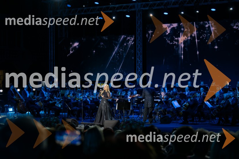  Helena Blagne, pevkaHelena Blagne, koncert ob 40-letnici glasbene kariere