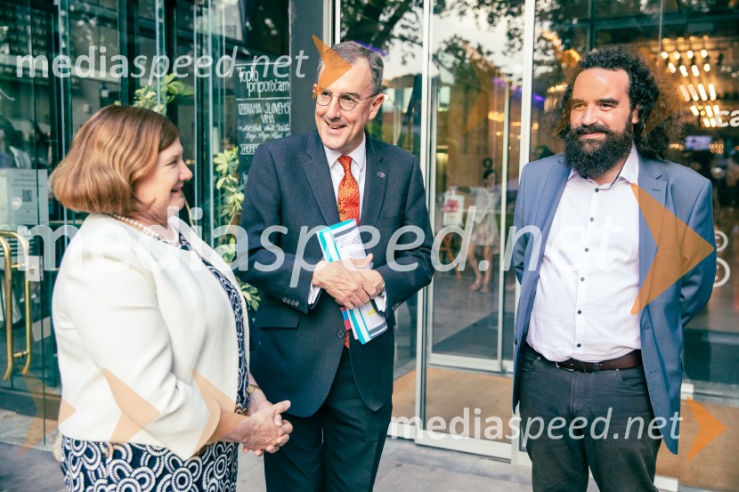  ... ;  ... ;   Jure Novak, generalni direktor, Cankarjev domSydney Dance Company: Dvojina, plesna predstava v Cankarjevem domu