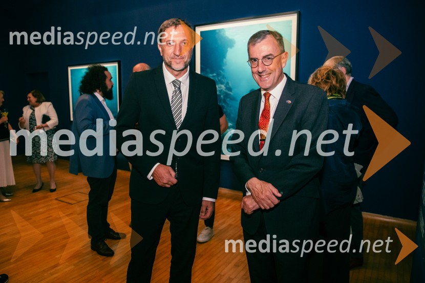  Klemen Boštjančič, minister za finance;  ... Sydney Dance Company: Dvojina, plesna predstava v Cankarjevem domu