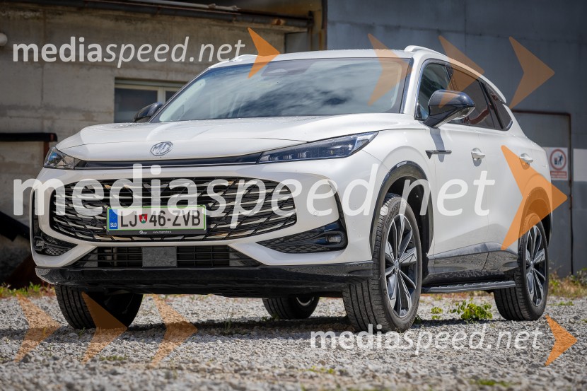 MG EHS Plug-in Hybrid