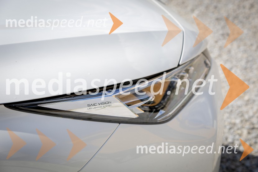 MG EHS Plug-in Hybrid