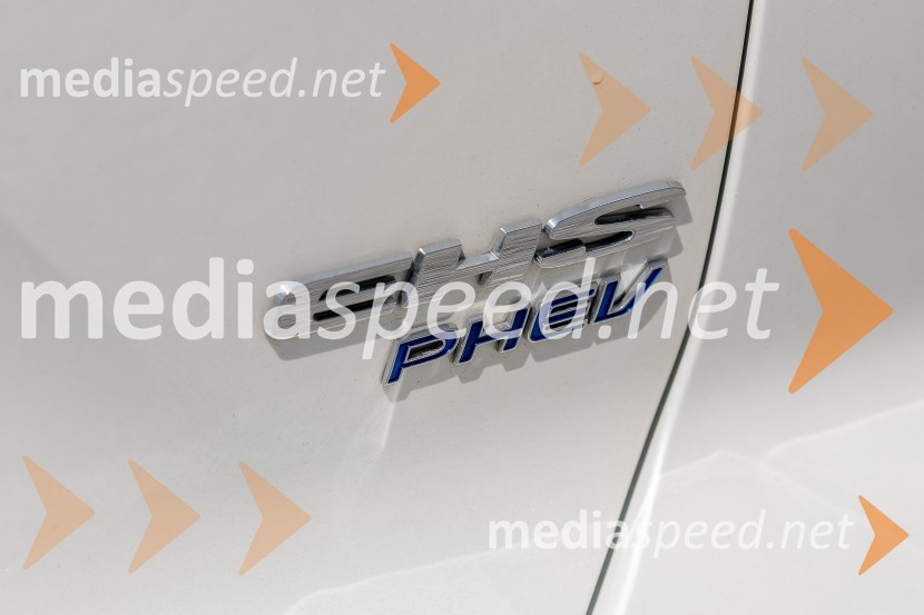 MG EHS Plug-in Hybrid