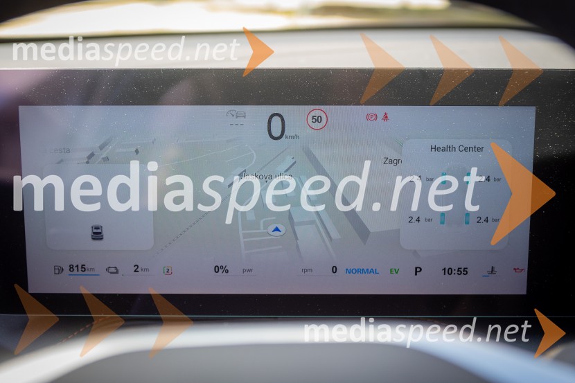 MG EHS Plug-in Hybrid