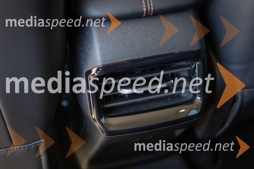 MG EHS Plug-in Hybrid